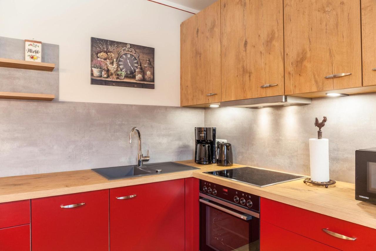 Ferienwohnung Waldruhe ガルミッシュ・パルテンキルヒェン エクステリア 写真