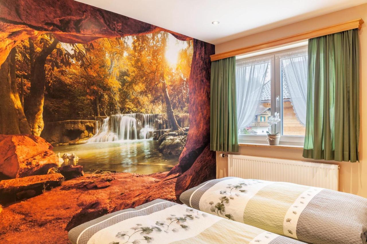 Ferienwohnung Waldruhe ガルミッシュ・パルテンキルヒェン エクステリア 写真
